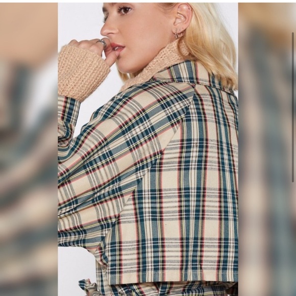 Nasty Gal Plaid Trench Coat - Picture 3 of 11
